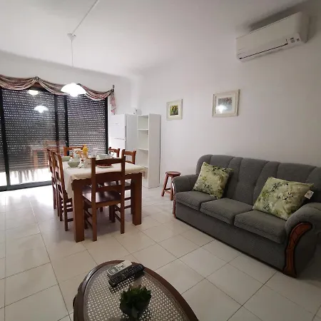 South Apartment *